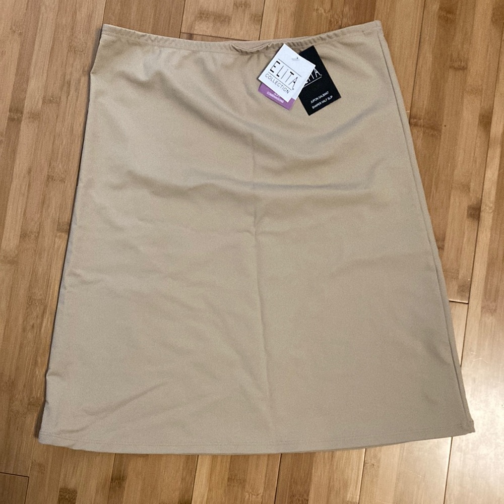 Donated - NWT Elita Shaper Half Slip SL1002 Size XL